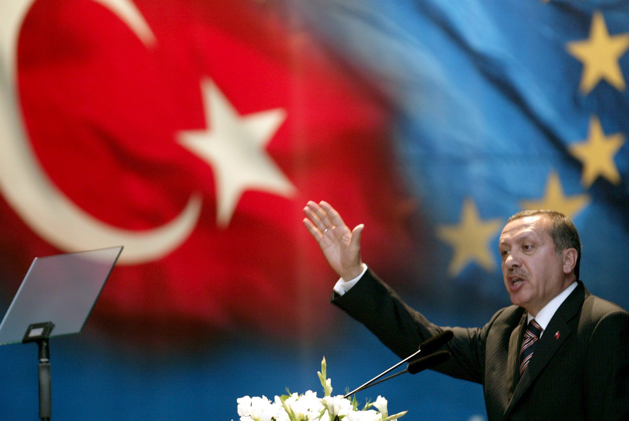 Εγκαταλείπει η Τουρκία την προσπάθεια ένταξης στην ΕΕ;