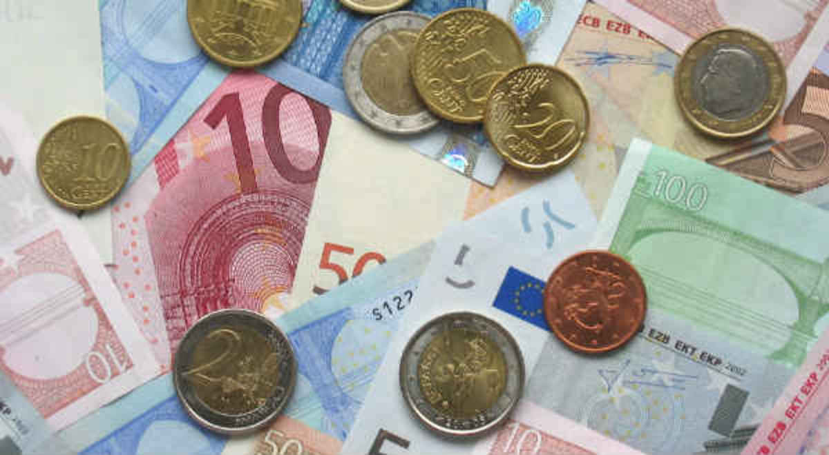 Σταθερός στο -1% παρέμεινε ο αποπληθωρισμός στην Ελλάδα τον Σεπτέμβριο