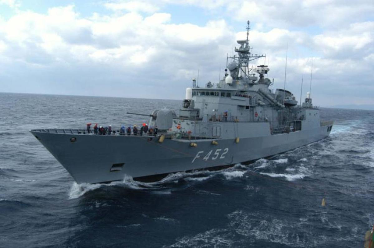 “Να πηγαίνετε τα πολεμικά σας πλοία σε τουρκικά ναυπηγεία”! Μας το έχουν πει κι αυτό οι δανειστές!