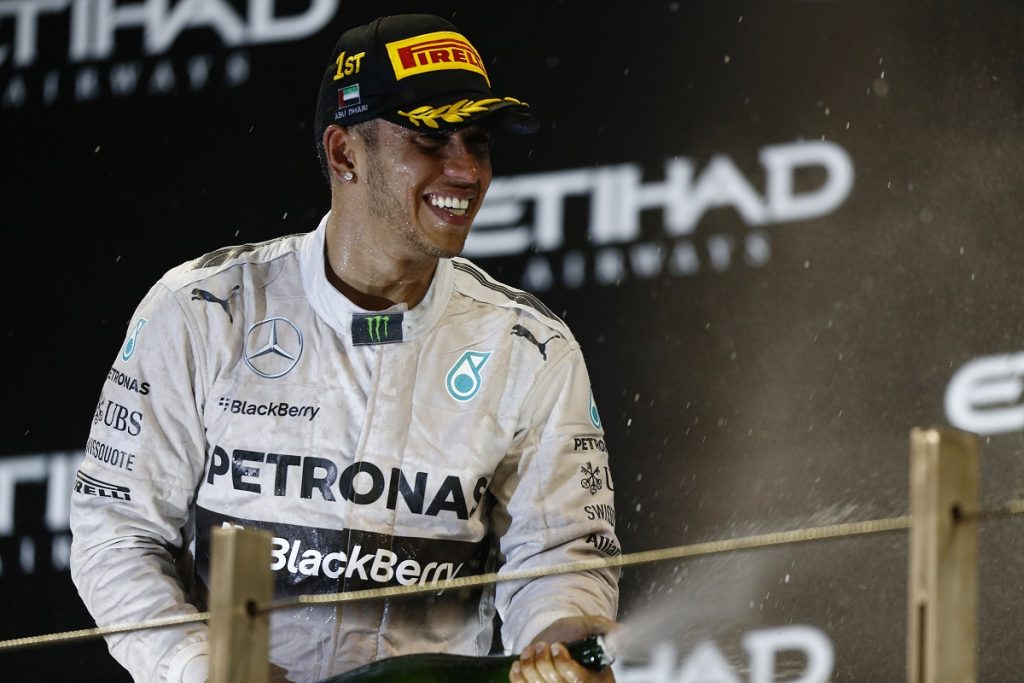 F1: Ο Lewis Hamilton κέρδισε το GP του Abu Dhabi και πήρε τον τίτλο