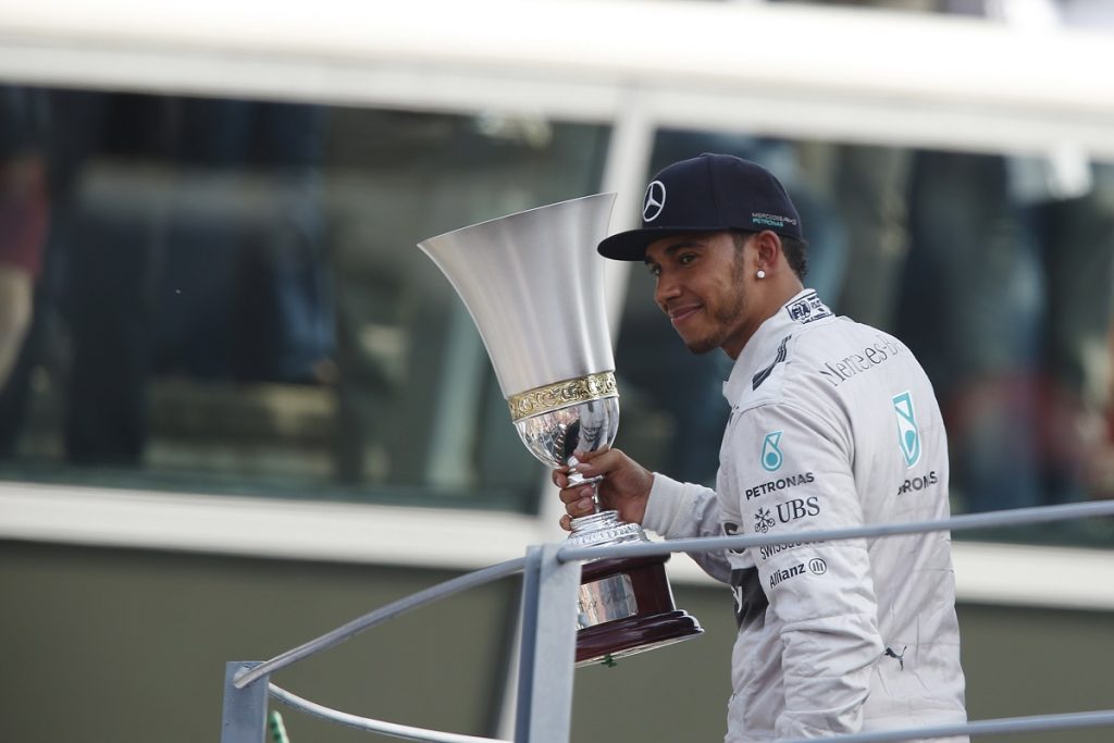 F1: Νικητής ο Hamilton στην Monza μετά από λάθος του Rosberg