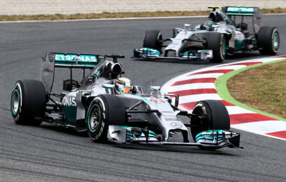 F1: Νικητής ο Hamilton στην Ισπανία με τη Mercedes να κάνει ένα ακόμα 1-2