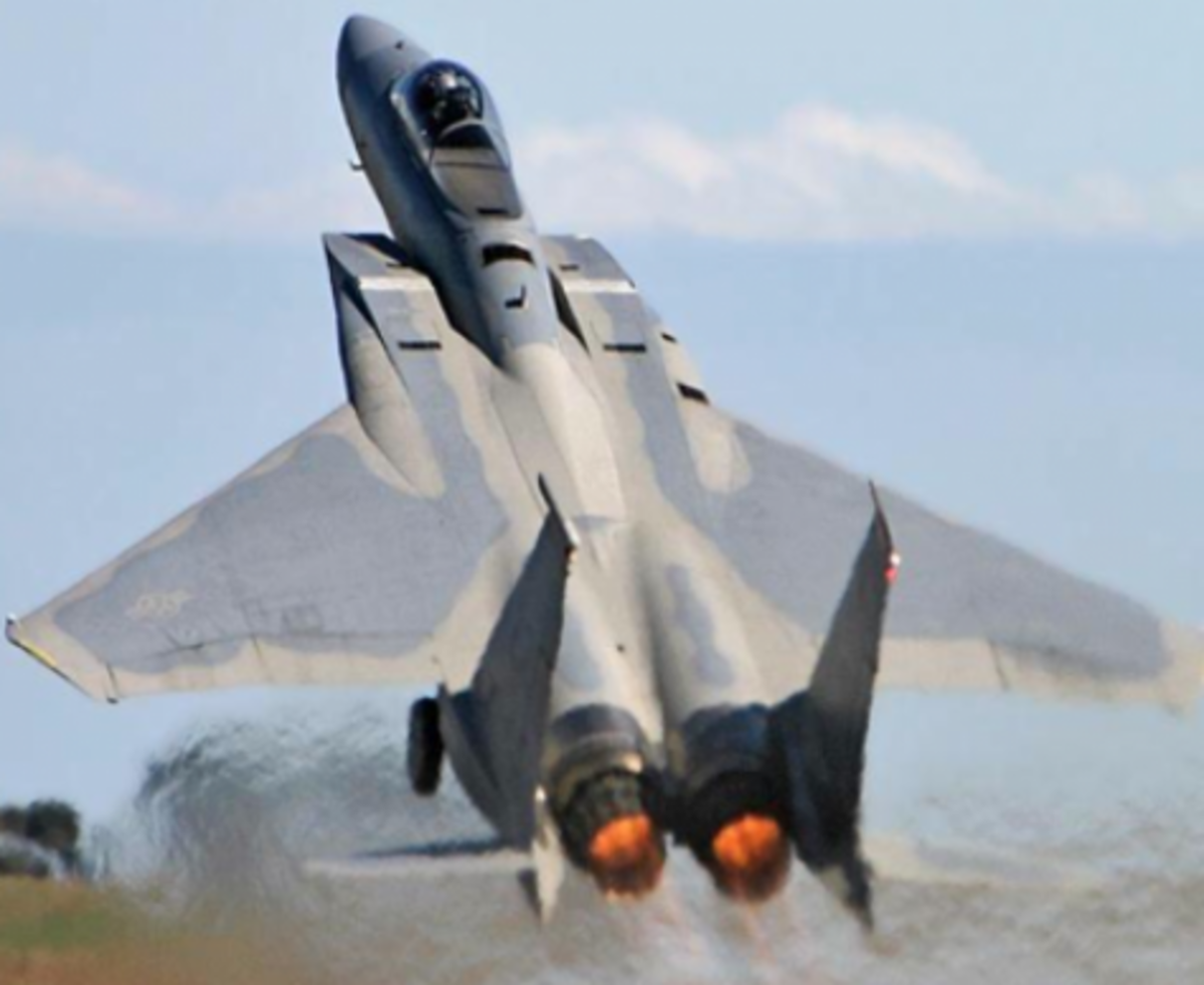 F 15 για την Ελλάδα; Οι ΗΠΑ δίνουν μεταχειρισμένα η Αθήνα “τολμά” να αποδεχτεί “προσφορά”;