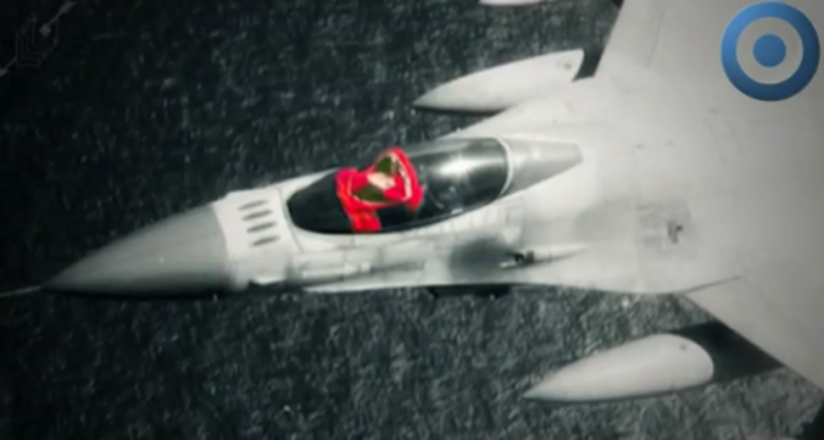 ΒΙΝΤΕΟ:Το F 16 που “έσωσε” τη παρέλαση! Επίδειξη από την ομάδα “Ζευς” της ΠΑ.