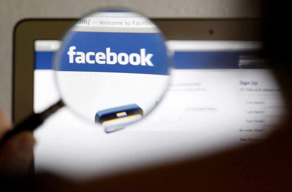 Facebook: Οι εταιρείες θα πληρώνουν για τις εμπορικές προσφορές τους