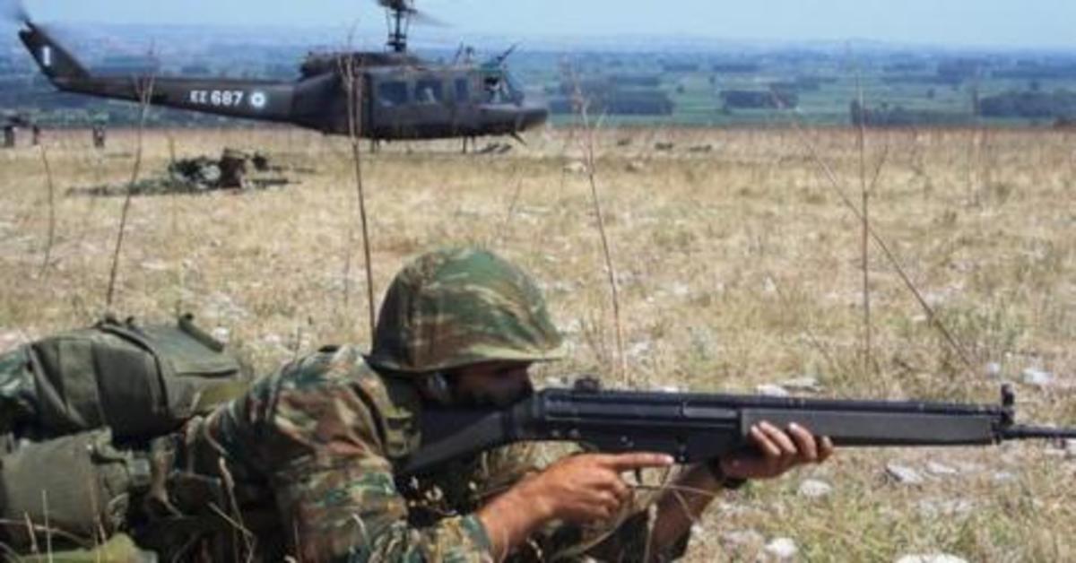 “Σταματήστε να κλαίγεστε και διεκδικήστε”. Ένα σκληρό άρθρο προς αξιωματικούς και πολιτικούς