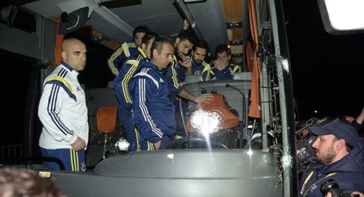 Ζητα διακοπή του πρωταθλήματος η Φενέρμπαχτσε! (VIDEO)