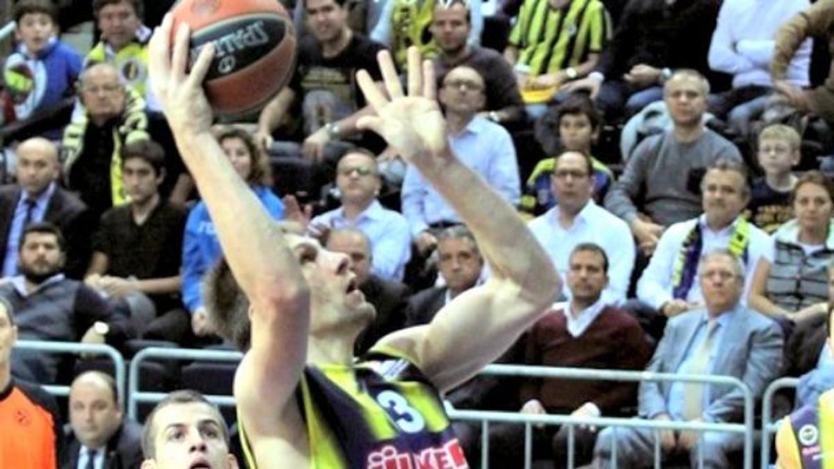 Προκρίθηκε η Φενέρμπαχτσε, με Παπανικολάου η Μπαρτσελόνα