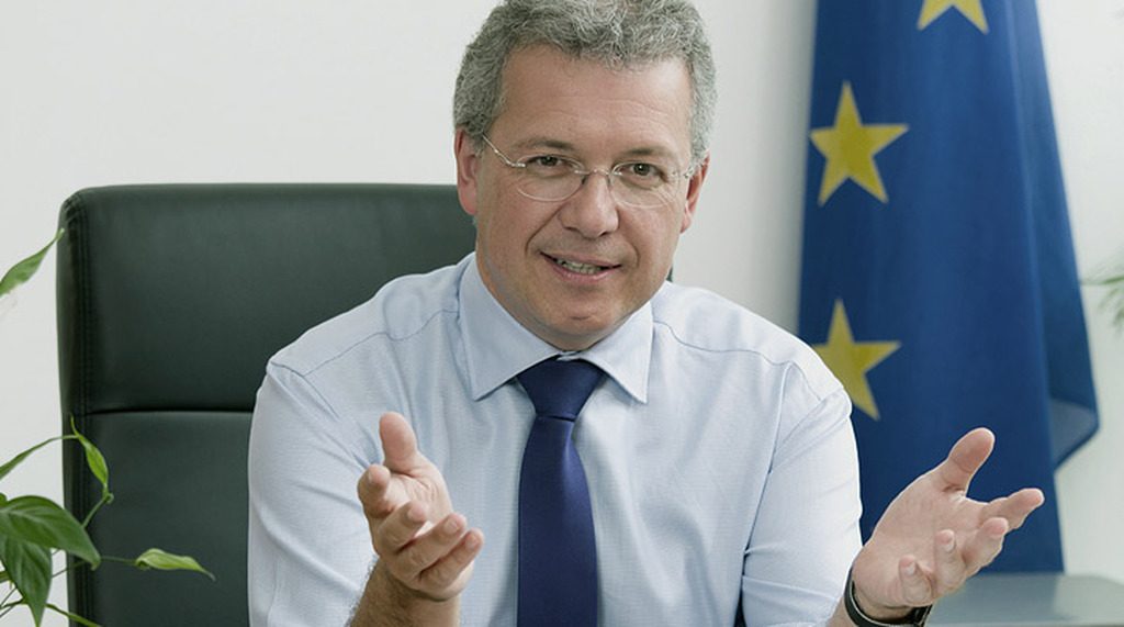 ‘Καταστροφή εαν γίνει εξουσία ο ΣΥΡΙΖΑ – Η τρόικα θέλει περισσότερο χρόνο επιρροής στην Ελλάδα”