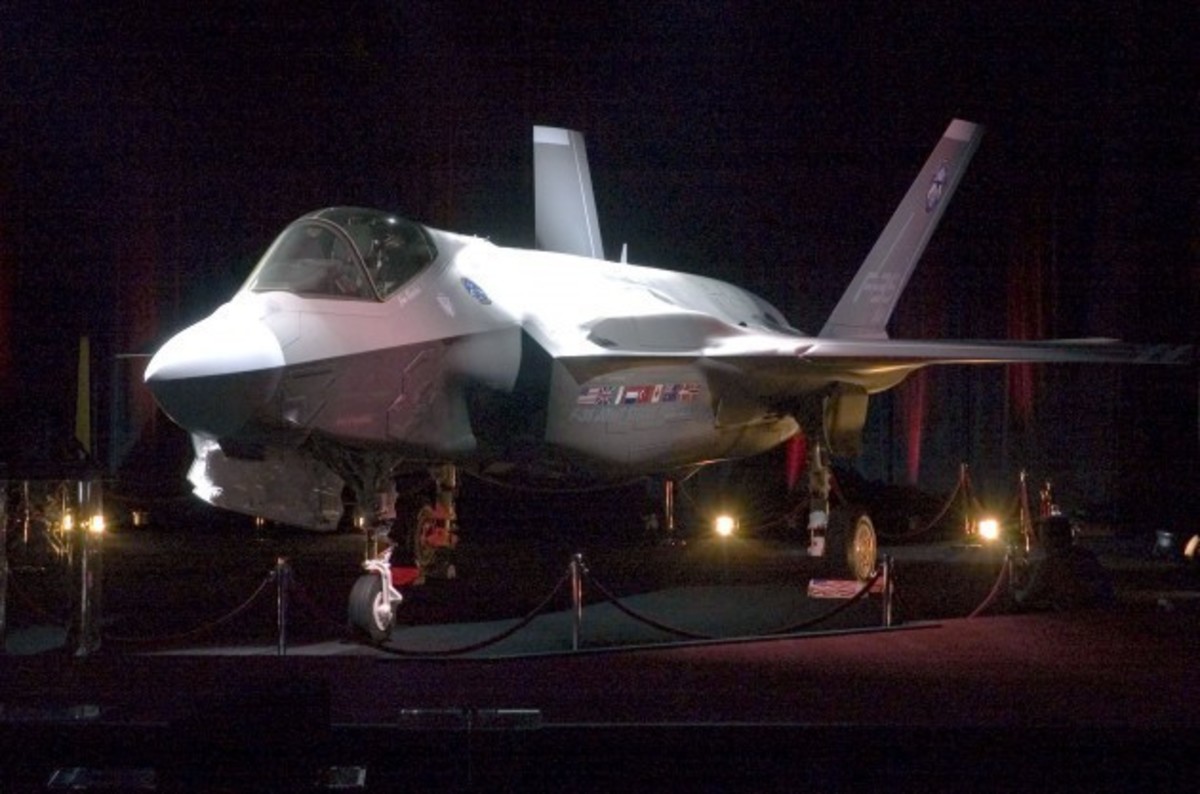 Η Τουρκία παραγγέλνει F-35 κι εμείς “παγώσαμε” ακόμη και …τα σέρβις!