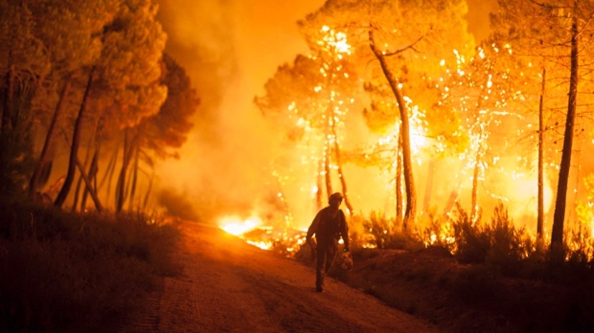 Μεγάλη φωτιά στα βορειοανατολικά της Μαδρίτης