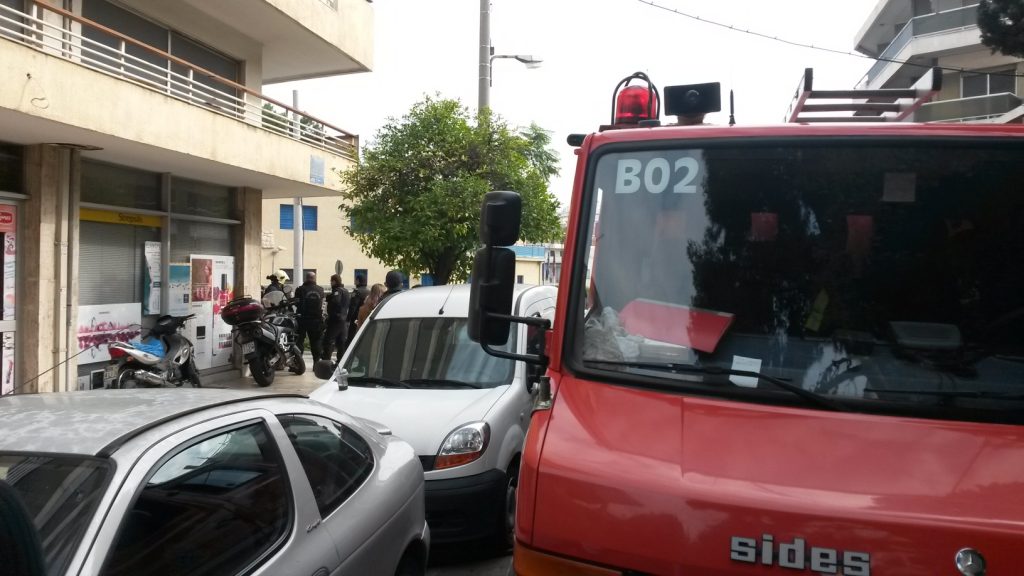 Άναψε τσιγάρο… και έβαλε φωτιά στο κτίριο