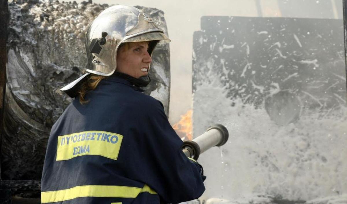 Ιωάννινα: φωτιά σε νταλίκα – Έκλεισε μισή ώρα η Εγνατία