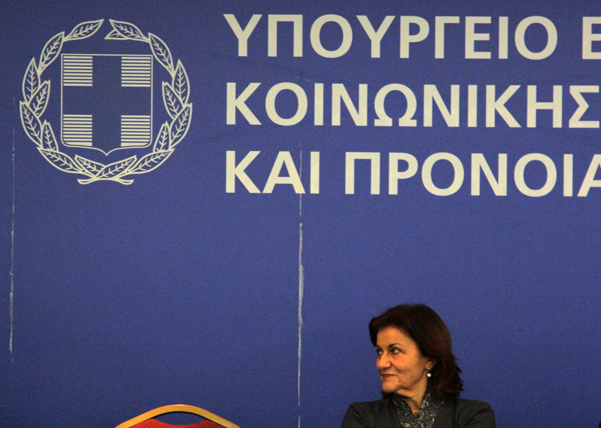 Δεσμεύτηκε η Φωτίου στους συμβασιούχους: Θα πληρωθείτε σε 15 ημέρες