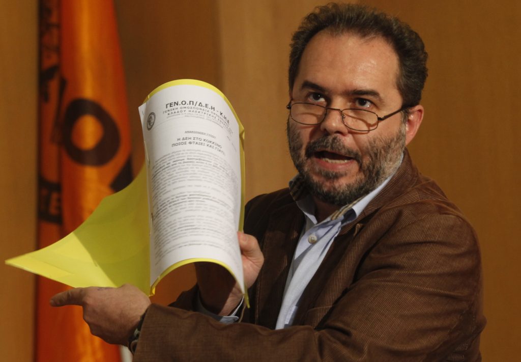 Ο Φωτόπουλος καλεί το ΠΑΣΟΚ να τον διαγράψει με μία επιστολή που “στάζει δηλητήριο”
