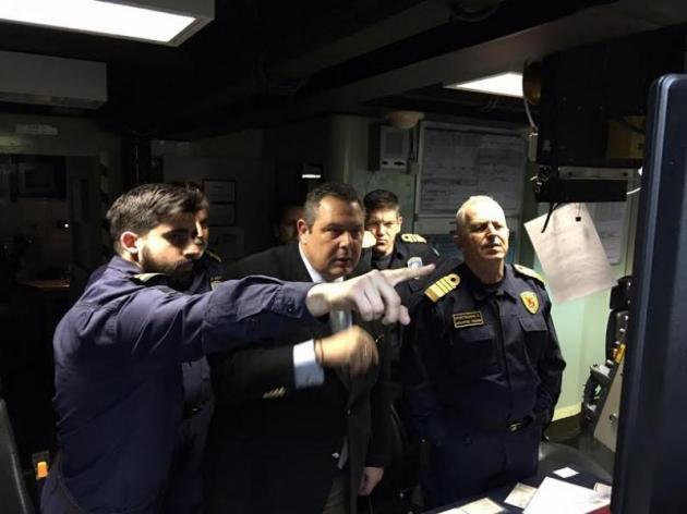 ”ΑΣΤΡΑΠΗ 3/17”: Ο ΥΕΘΑ Πάνος Καμμένος στη Φρεγάτα ”ΛΗΜΝΟΣ” [pics]
