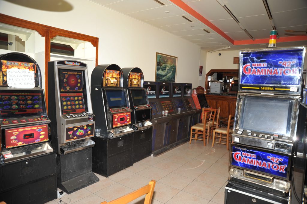 “Φρουτάκια” ξεφύτρωσαν σε Περιστέρι και Σταθμό Λαρίσης