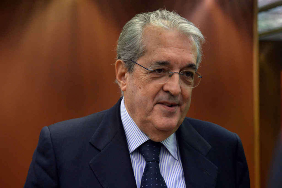 Ιταλός υπουργός Οικονομικών: Η ύφεση τελείωσε