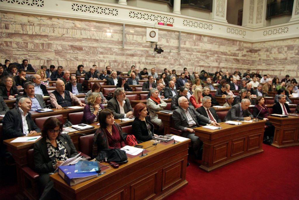 Κόλαφος οι FT για τον ΣΥΡΙΖΑ: ‘Μία νίκη του μπορεί να αναγκάσει την Ελλάδα να εγκαταλείψει το ευρώ”