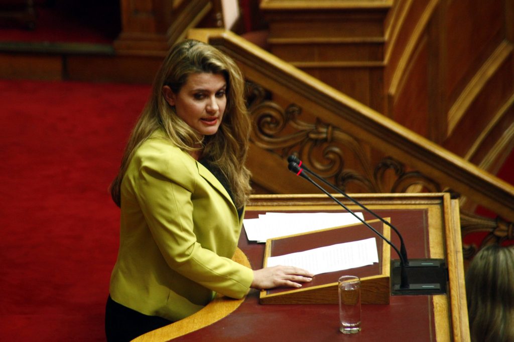 Κι άλλος βουλευτής πιο κοντά στον Πρόεδρο της Δημοκρατίας – Βαριές αιχμές κατά Τσίπρα