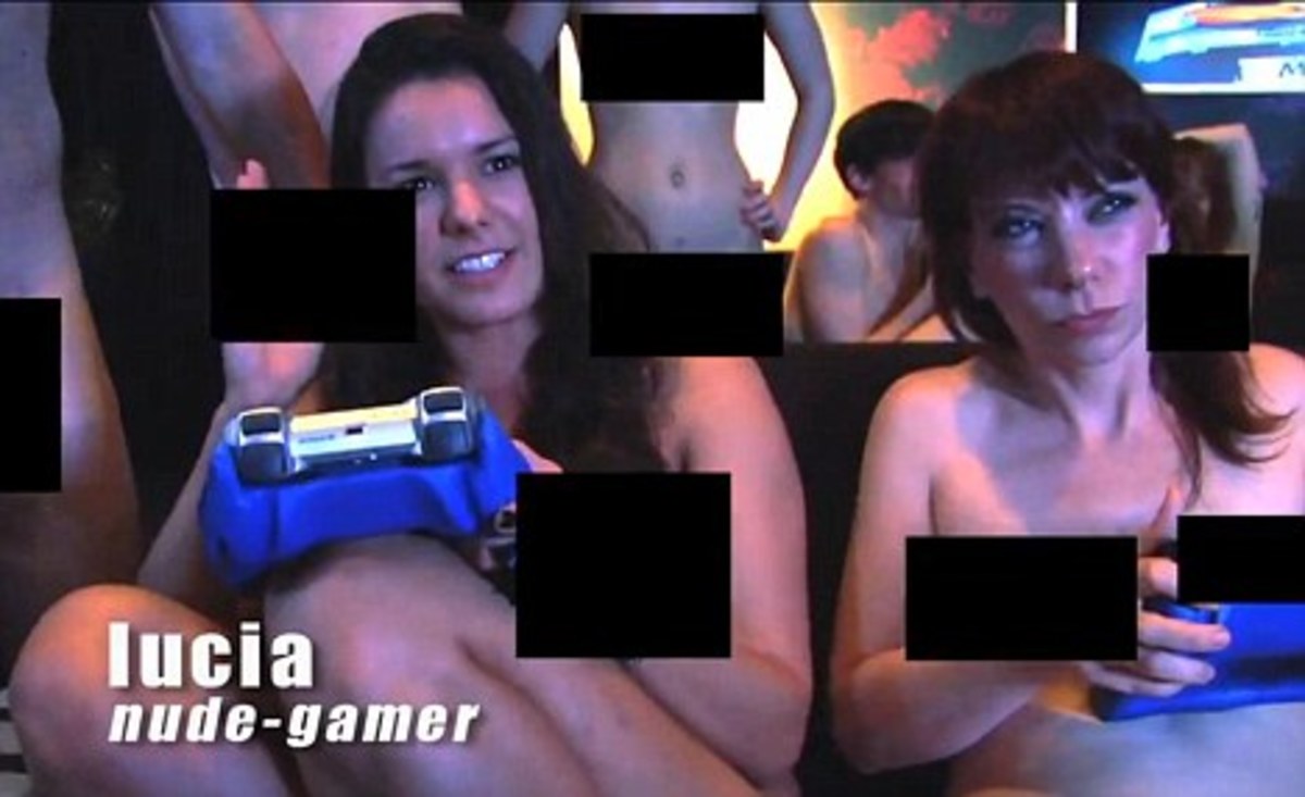 Nude gaming stream - 🧡 Gamer Girl Hot Nude - Porn Photos Sex Videos.