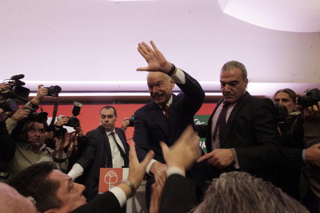 Deutsche Welle: 3% στις εκλογές το κόμμα του Παπανδρέου