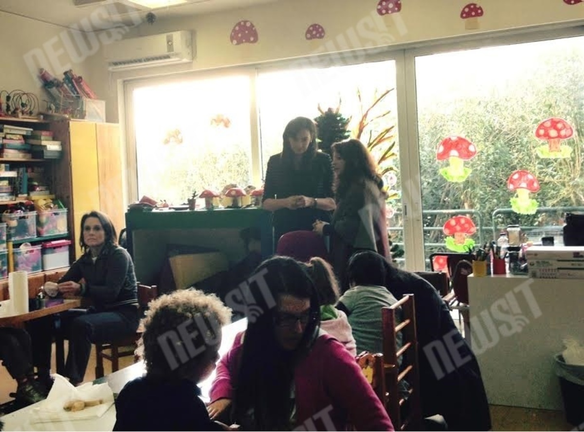 Η σύζυγος του πρωθυπουργού κοντά στα παιδιά του Χατζηπατέρειου Ιδρύματος