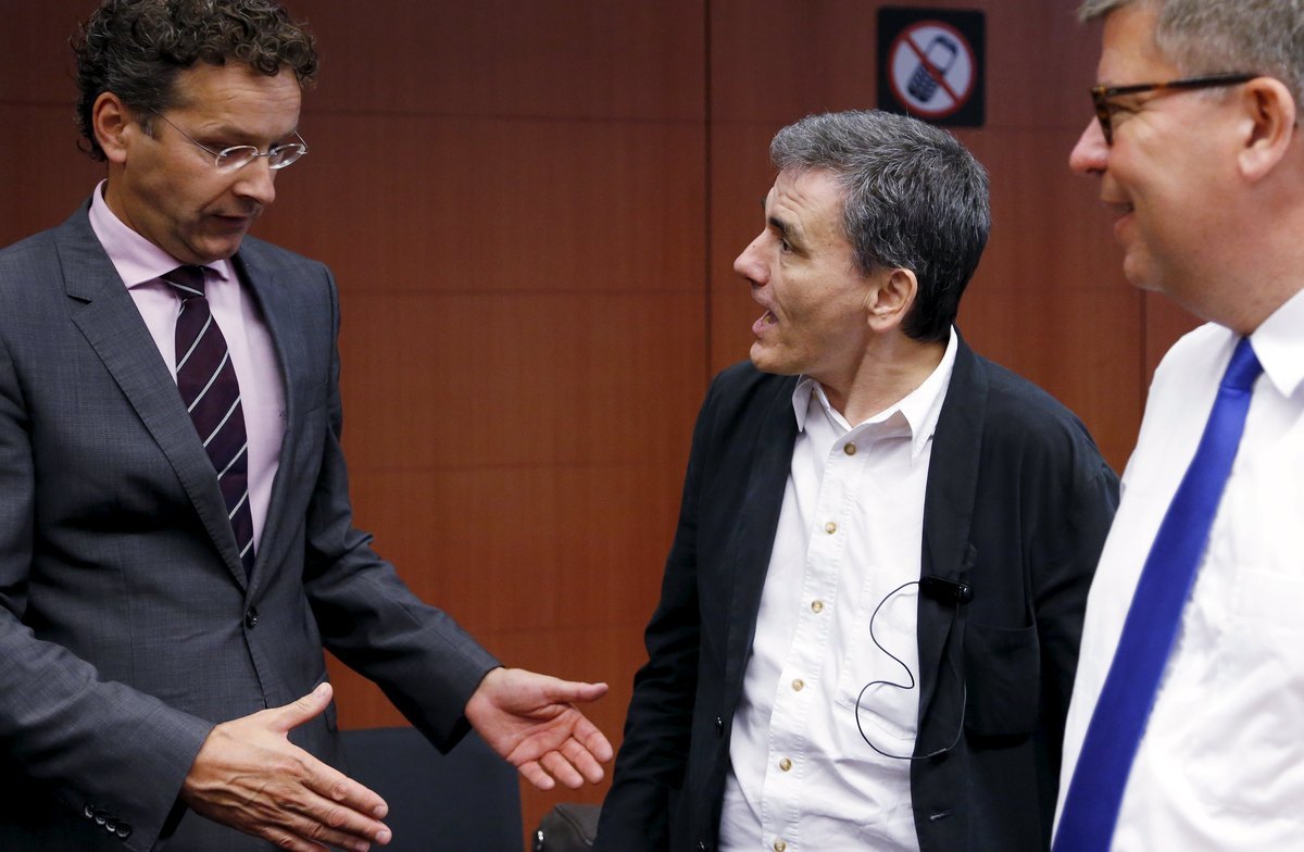 Η χαρά του Σόιμπλε που δεν είχε απέναντί του τον Βαρουφάκη – Το παρασκήνιο της συνεδρίασης του Eurogroup
