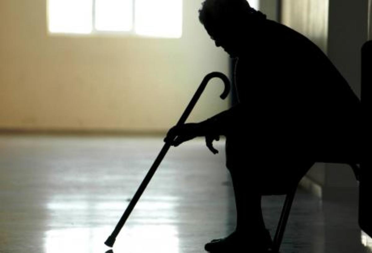 Βοιωτία: Δεν άντεξε τον χαμό του παιδιού της και βούτηξε στο κενό