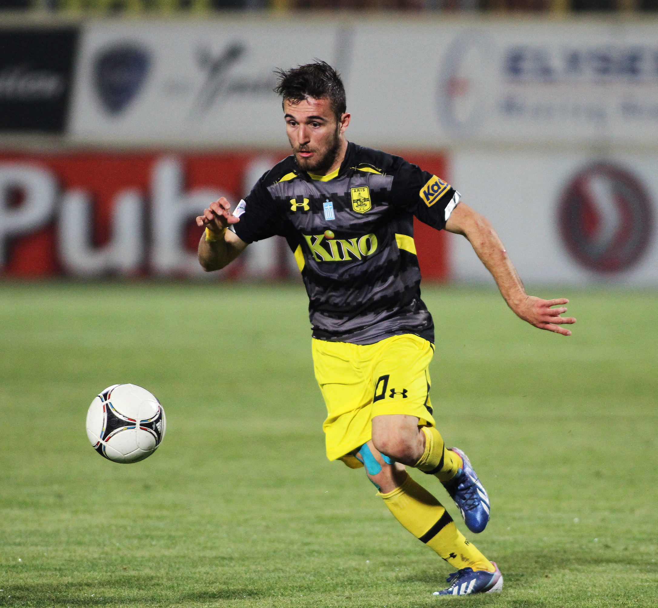 Στην Τσβάιτελιγκα θα αγωνίζεται από τη νέα σεζόν ο Γιάννης Γιαννιώτας