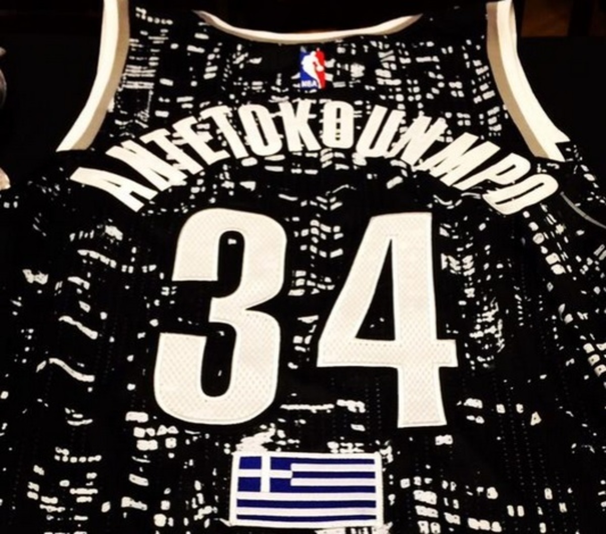 Τα highlights του Αντετοκούνμπο στο Rising Stars (VIDEO)