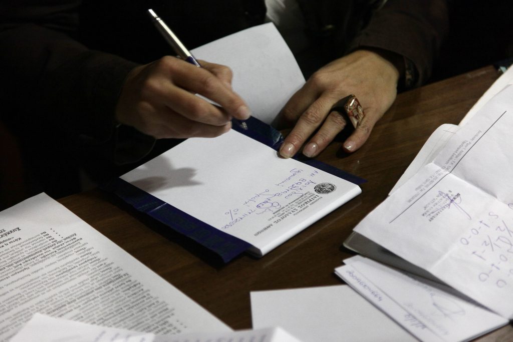 Σε αναμονή οι γιατροί για όλο το ρευστό από ΕΟΠΥΥ!