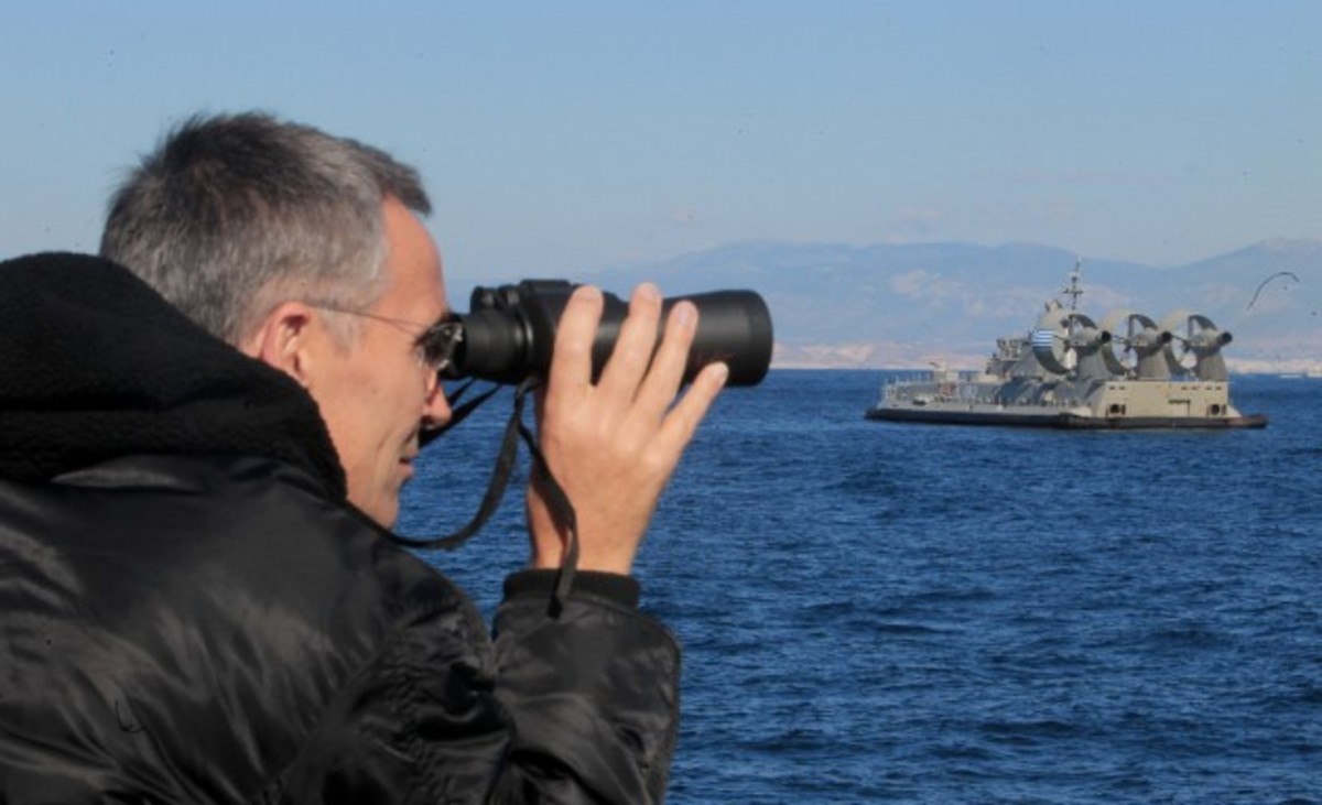 Ο Γ.Γ. του ΝΑΤΟ σε αμυντική στρατιωτική άσκηση …στον Σαρωνικό!