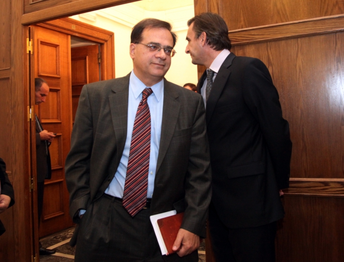 Γκίκας Χαρδούβελης: “Ο κίνδυνος χρεοκοπίας ή εξόδου από το ευρώ αποφεύγεται”