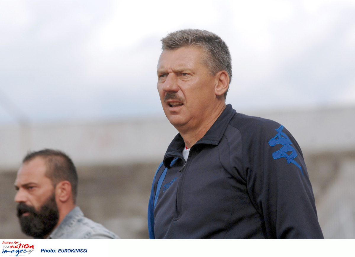Βάντσικ: “Να φτιάξει τα αποδυτήρια ο Ουζουνίδης”