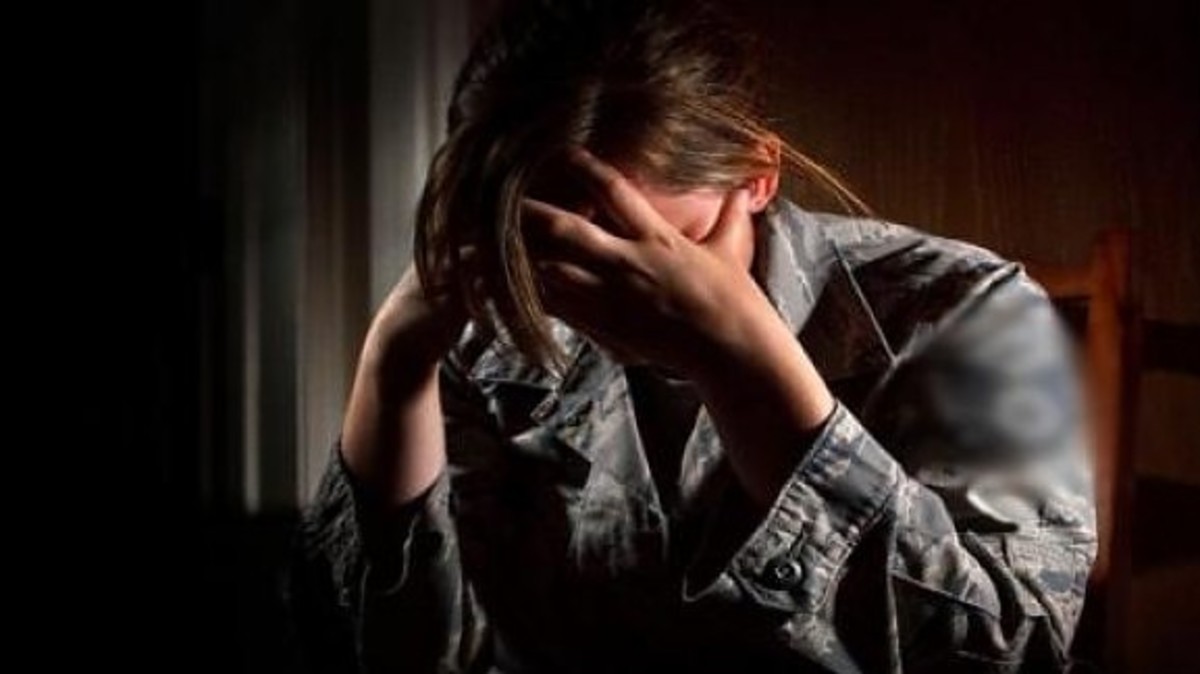 Αποκλειστικό: Αναβάθμισαν στρατιωτικό που είχε καταδικαστεί για σεξουαλική παρενόχληση