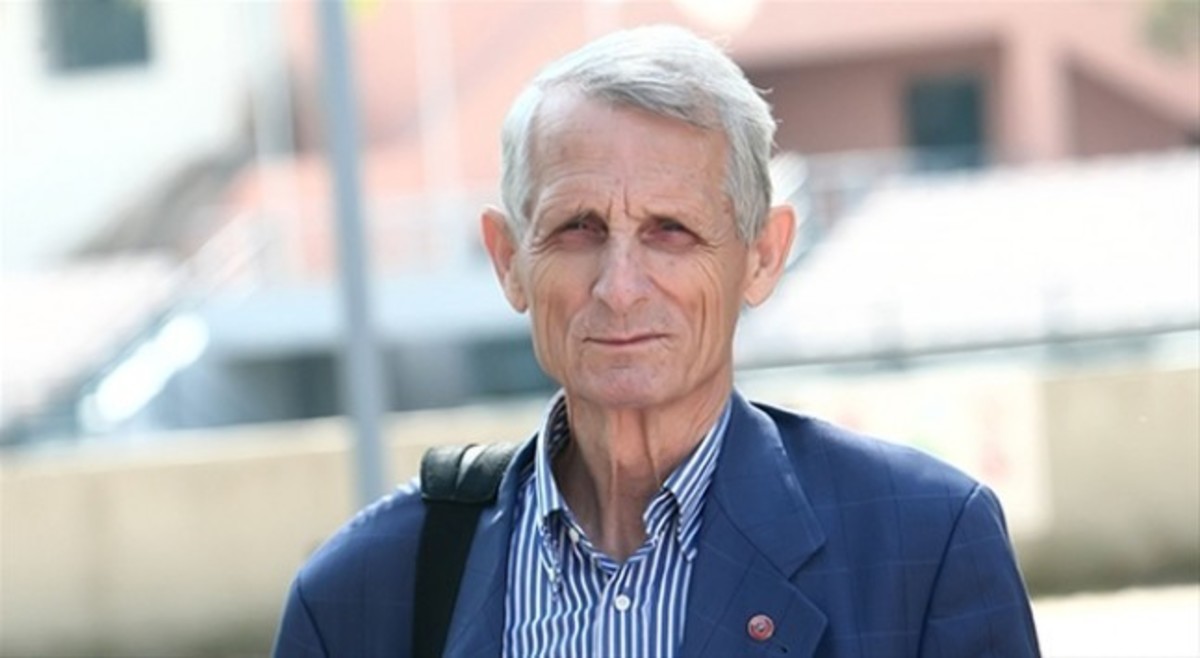 “Επιλογή και ευθύνη του Καραγκούνη ο Μαρκαριάν”