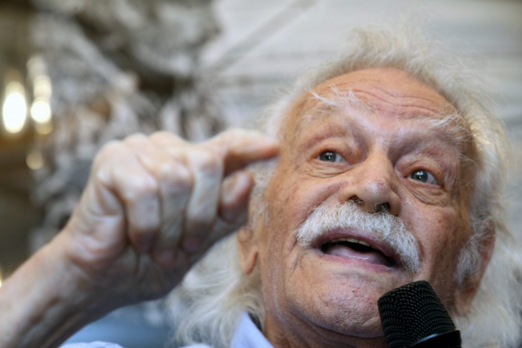 Γλέζος: Καμμία συνεργασία του ΣΥΡΙΖΑ – Να μην κατέβουν με τον ΣΥΡΙΖΑ Παραστατίδης και Βουδούρης