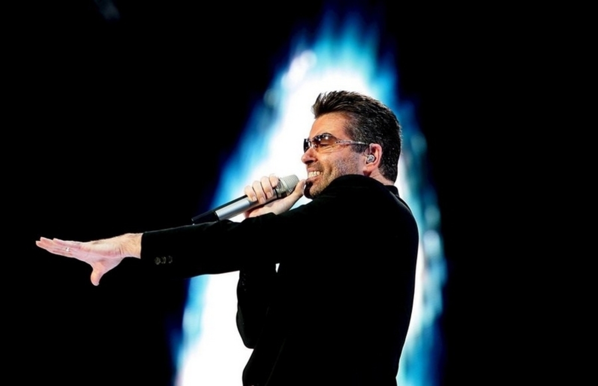 Αντίο George Michael! This Christmas he broke our hearts!