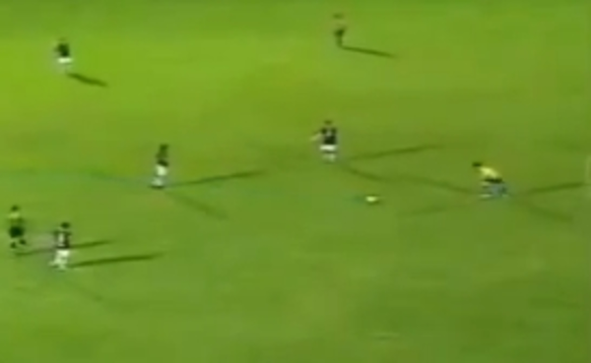 Ο ορισμός του σουτ-τηλεφώνημα – Απίστευτο γκολ απ’τα 40 μέτρα(VIDEO)