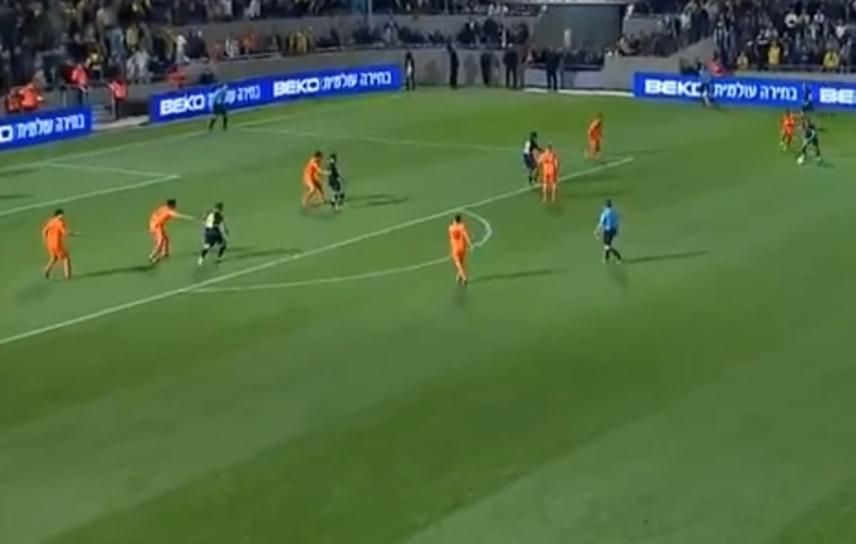Φανταστικό γκολ στο 9ο λεπτό των καθυστερήσεων (VIDEO)