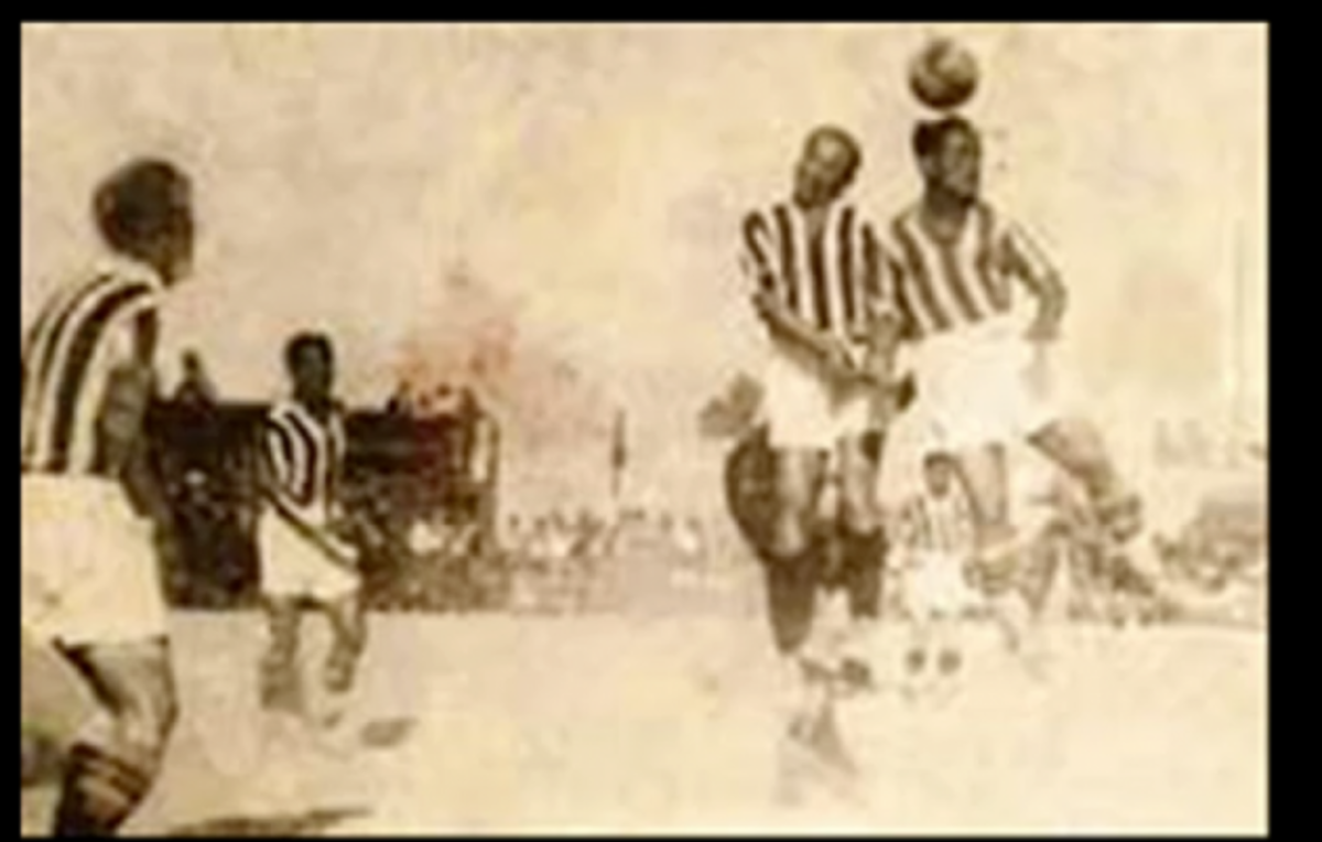 “Εκτελέστε με,με τη φανέλα του Ολυμπιακού”! Η συγκλονιστική ιστορία του Ν. Γόδα.ΒΙΝΤΕΟ