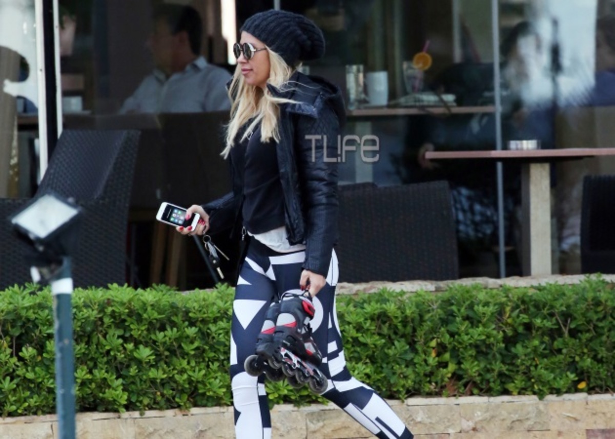 Το σέξι κολάν της Μαστροκώστα άναψε “φωτιές” στη Γλυφάδα