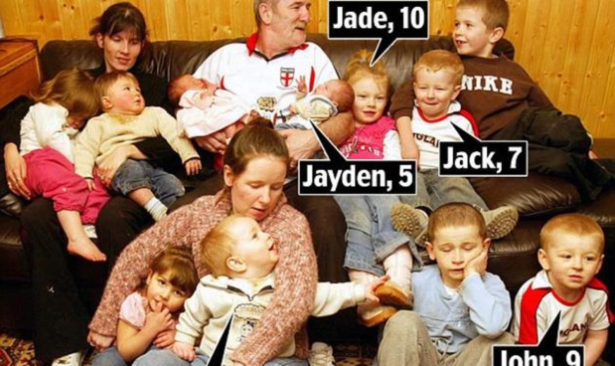 Ύποπτοι για ανθρωποκτονία οι γονείς που έχασαν τα 6 από τα 17 παιδιά τους σε φωτιά!