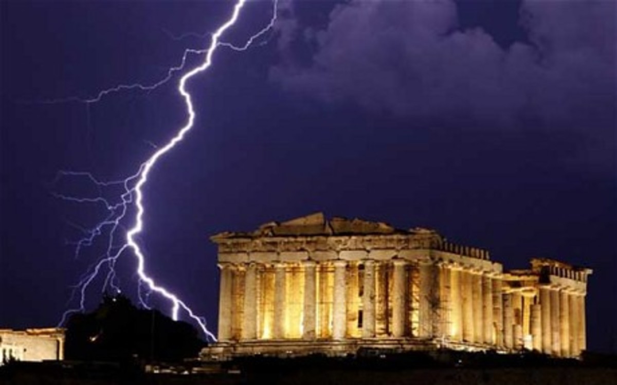 NYT και WSJ για την Ελλάδα: Λάθος η συνταγή – Έρχεται διαγραφή του χρέους