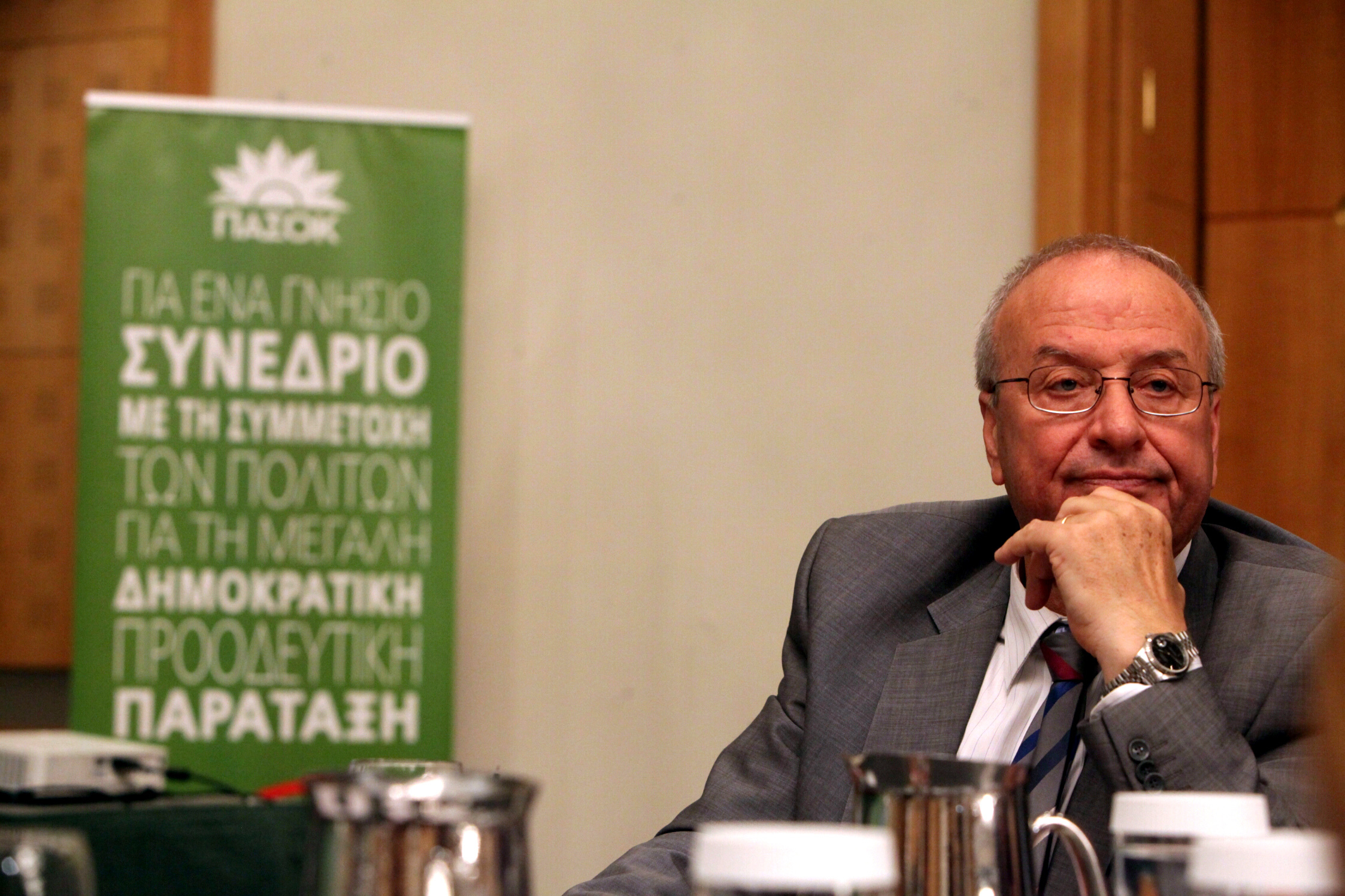 Ο Λ. Γρηγοράκος κατά της αλλαγής ηγεσίας στο ΠΑΣΟΚ