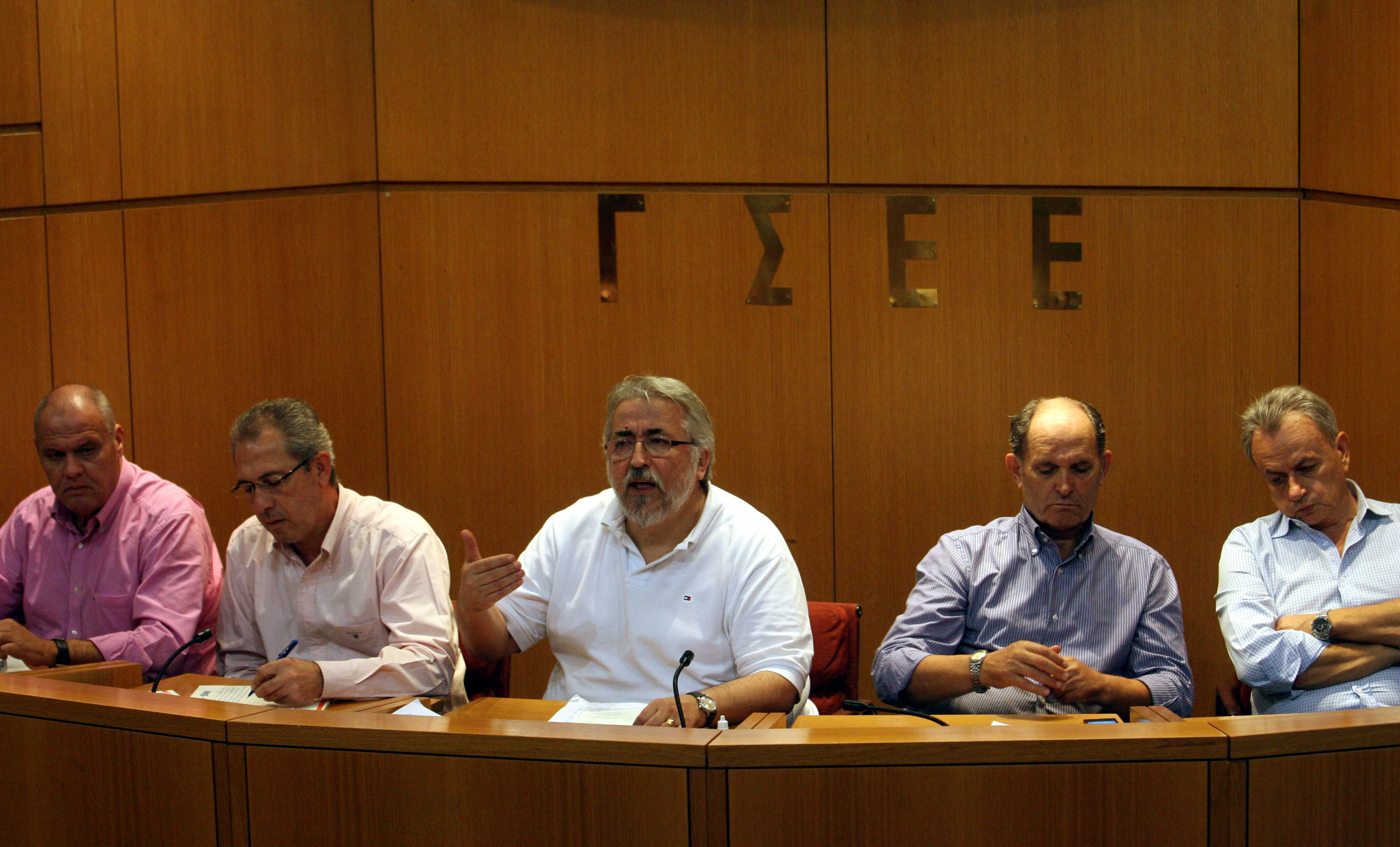 24ωρη γενική απεργία στις 6 Νοεμβρίου αποφάσισε η ΓΣΕΕ