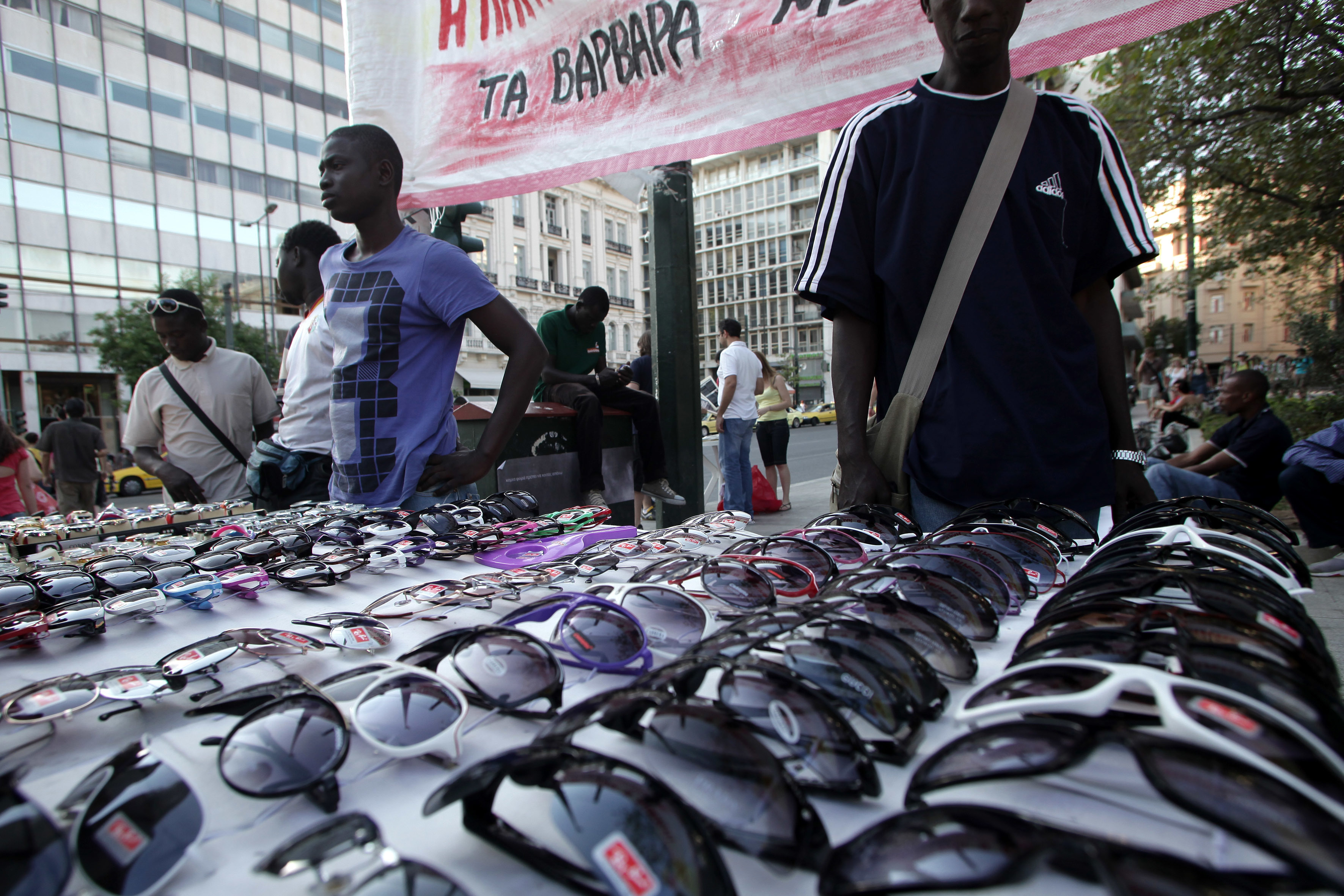 Πάνω από 6.000 προϊόντα “μαϊμού” καταστράφηκαν