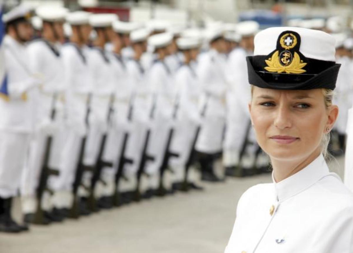 Συνυπηρέτηση στρατιωτικών: Υπάρχει λύση – Τι προτάσεις έχει στα χέρια του ο Αβραμόπουλος