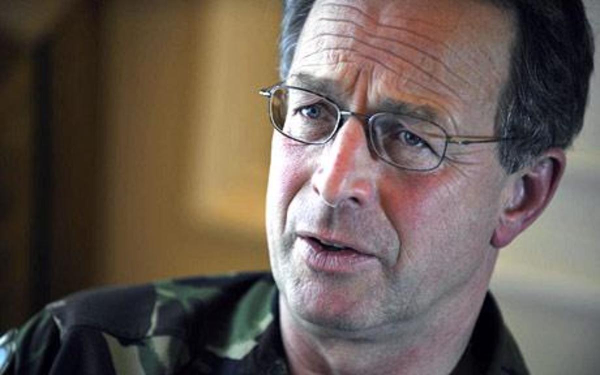 “Χωρίς στρατιωτική επέμβαση δεν αρκεί η ζώνη απαγόρευσης στη Συρία”